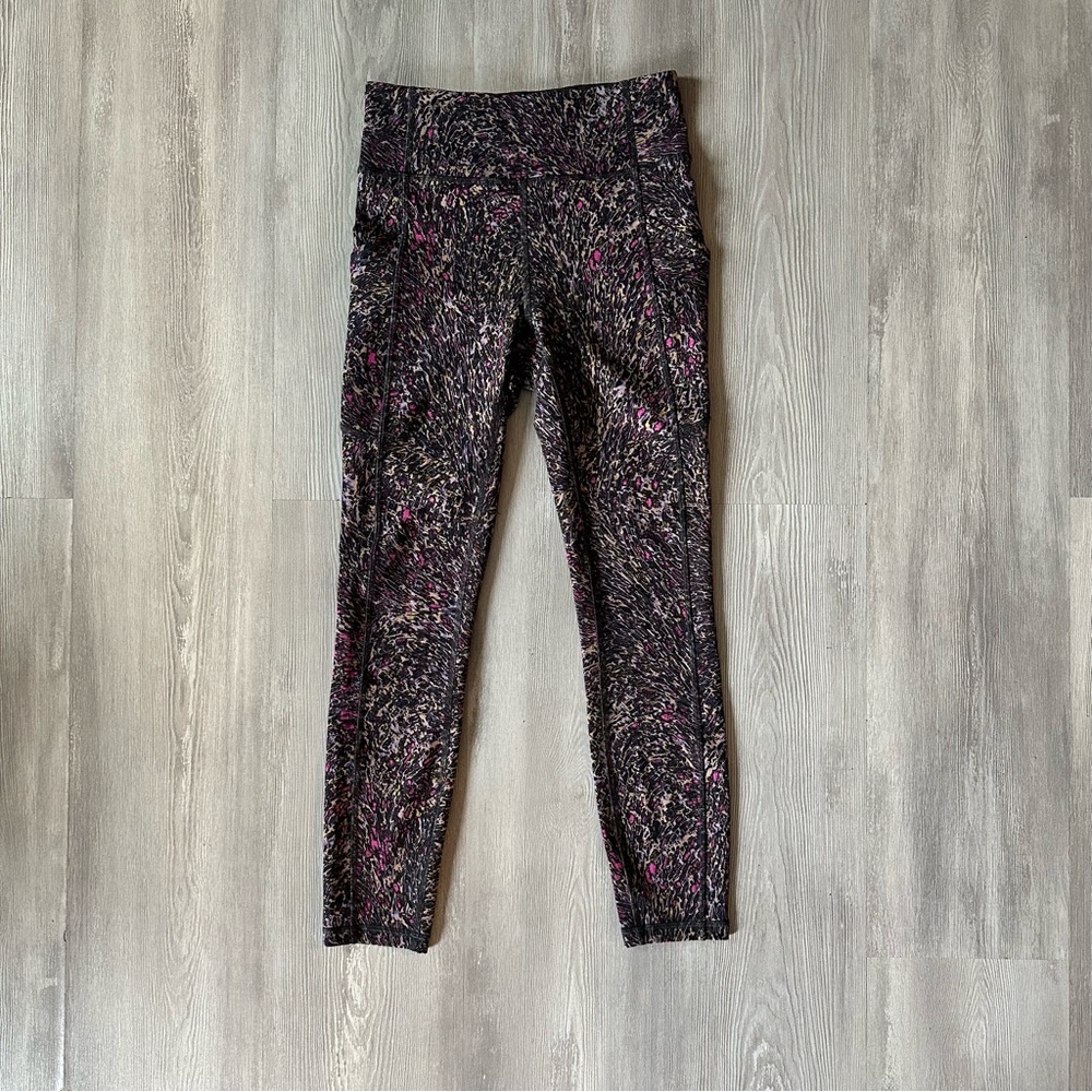 Lululemon Invigorate High-Rise Tight 25" - Picture 1 of 14